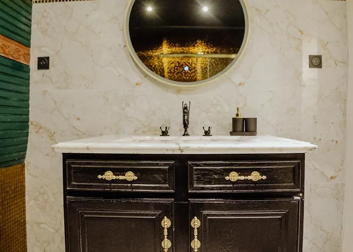 Les Lofts D'exception - *